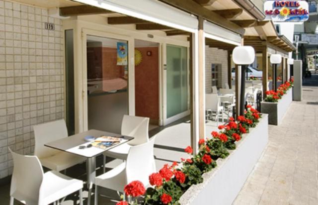 Hotel Le Soleil Сан-Бенедетто-дель-Тронто Экстерьер фото