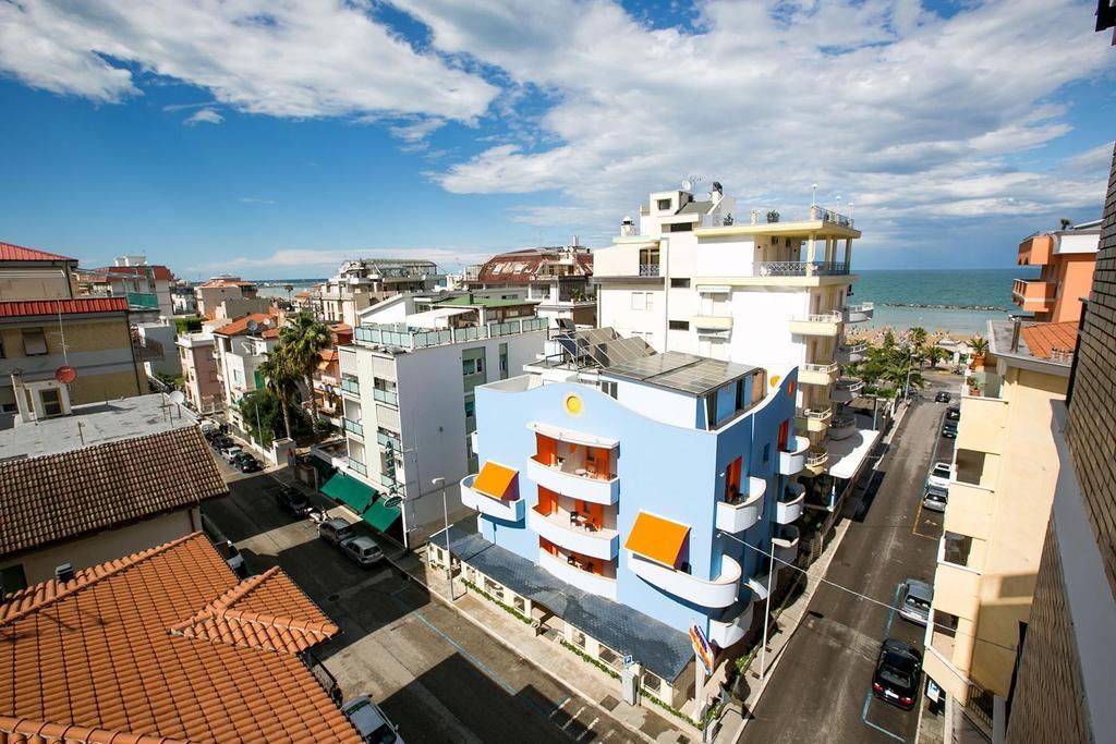 Hotel Le Soleil Сан-Бенедетто-дель-Тронто Экстерьер фото